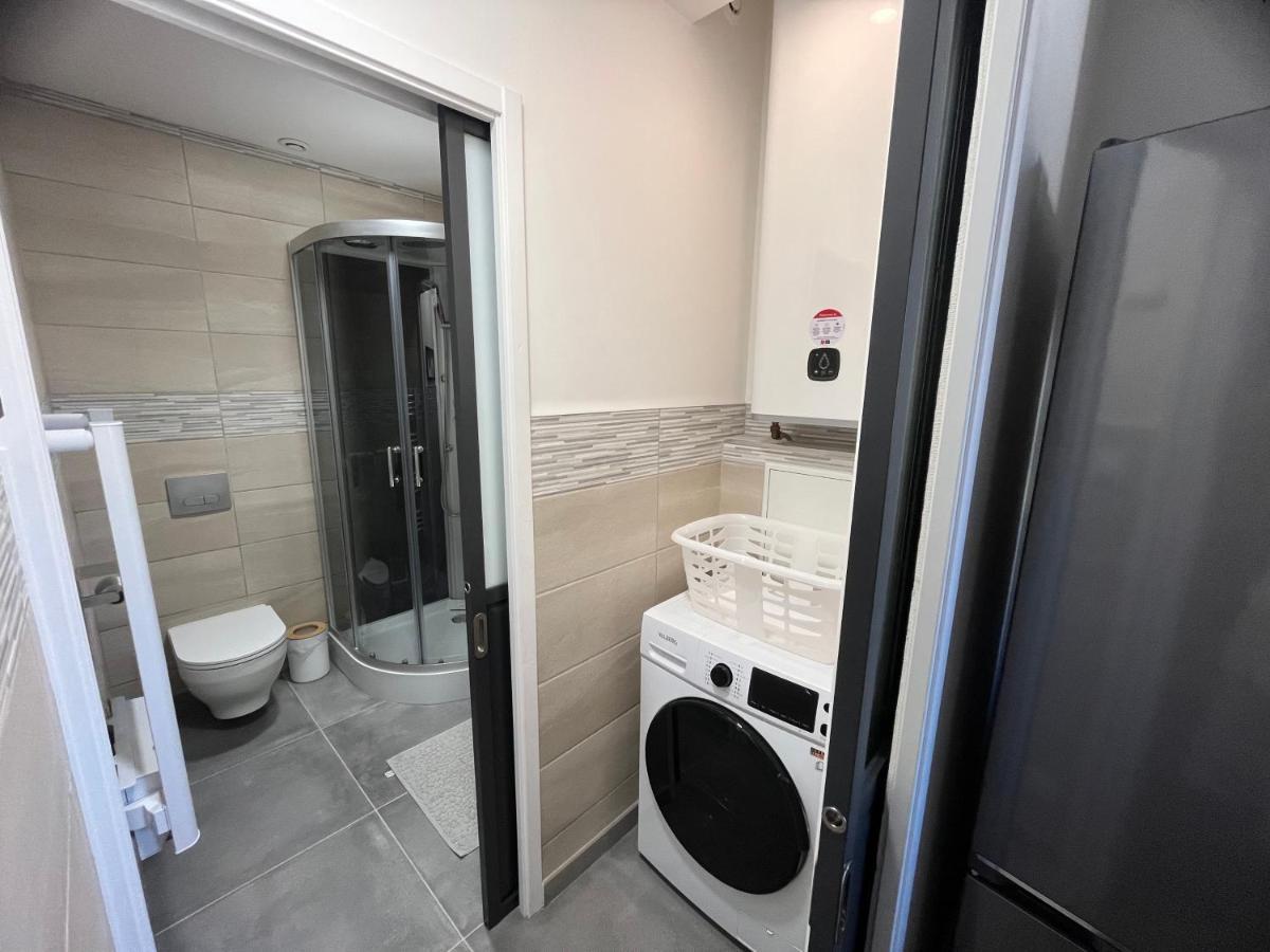 Jouxtant Le Canal Du Midi Trebes Ngoại thất bức ảnh