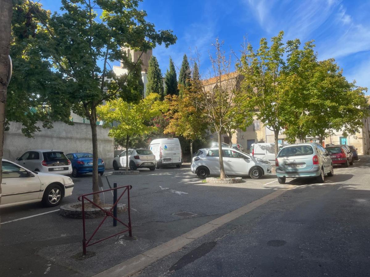 Jouxtant Le Canal Du Midi Trebes Ngoại thất bức ảnh